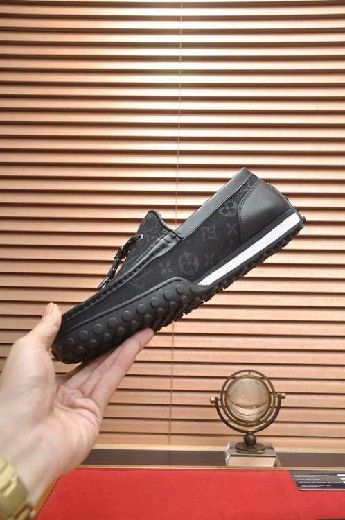 Picture of Louis Vuitton Shoes _SKULVsz38-45mnf071412202